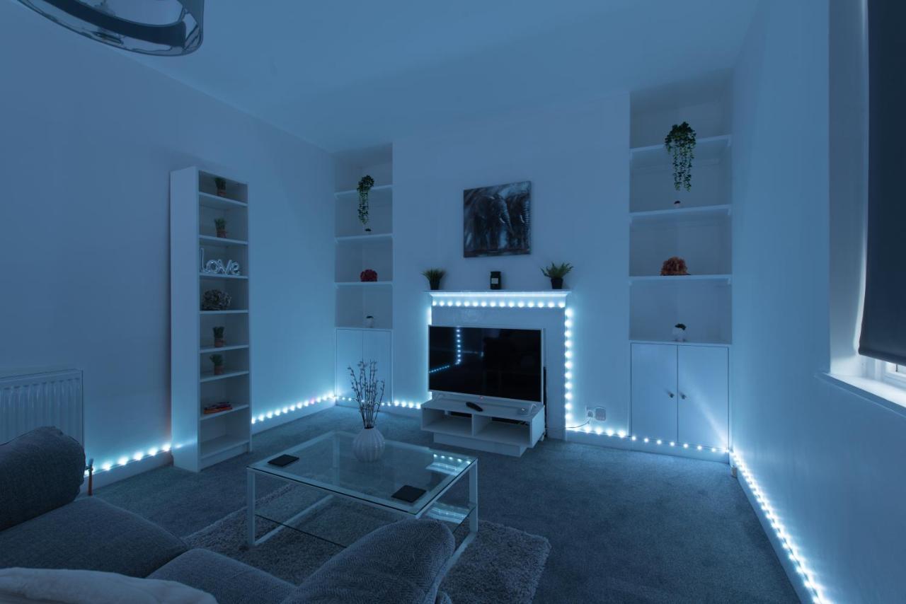 Luxe Maisonette- Parking, 4K Tvs, Leds, Local Snacks And More! Бат Экстерьер фото